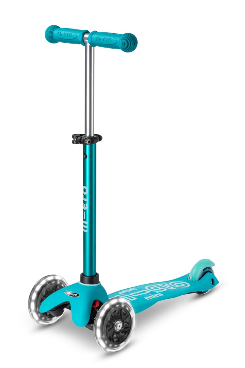 中古品　折り畳みキックボード m-cro マイクロ スイスメーカー 中古品 折り畳みキックボード m-cro マイクロ スイスメーカー M